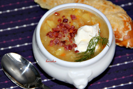 Фото к рецепту: Зимний картофельный суп-толчёнка с квашеной капустой, да со шкварочками