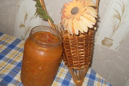 Фото к рецепту: Сливово-помидорный кисло-сладкий соус