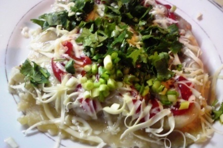 Фото к рецепту: Лазанья  с бараниной и  шпинатом на пару
