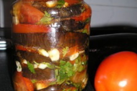 Фото к рецепту: Баклажаны с помидорами