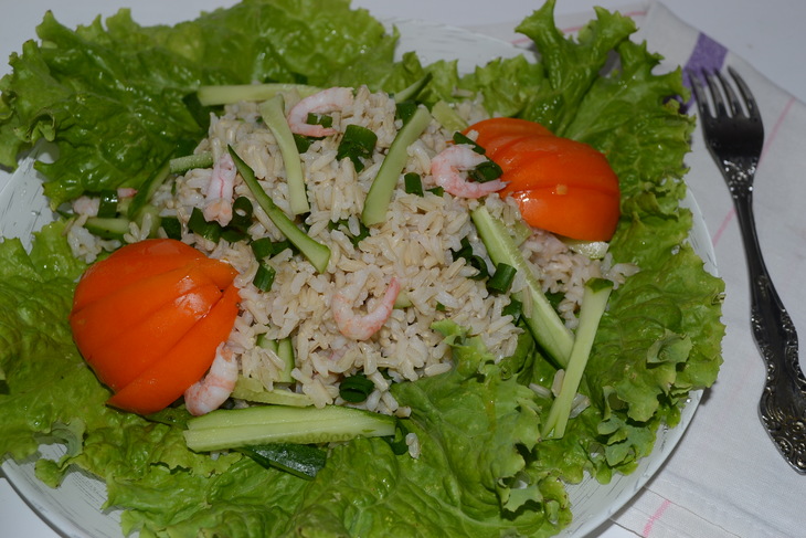 Салат с креветками и рисом – кулинарный рецепт