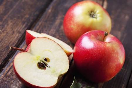 Как сохранить урожай яблок до зимы в домашних условиях