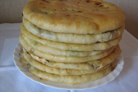 Фото приготовления рецепта: Кубдари-хачапури с мясом