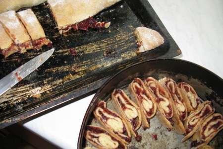 Фото приготовления рецепта: Торт  трухлявый пень 