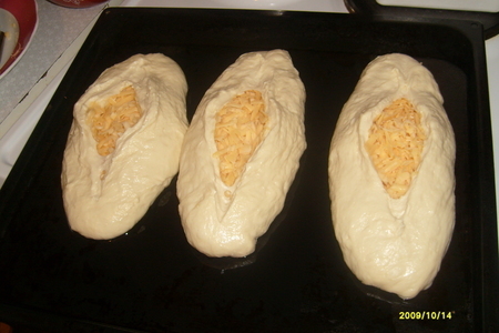 Творожно-дрожжевое тесто, сырные булки: шаг 4