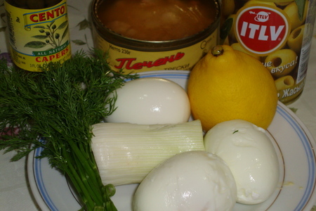 Салат из печени  трески с оливками и каперсами: шаг 1