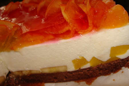 Торт. творожное суфле на шоколадно-цитрусовом бисквите под изящной хурмой: шаг 7