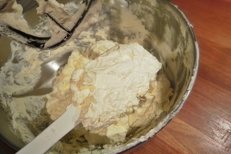 Торт подушка, фисташковый масляный бисквит, swiss meringue buttercream: шаг 19