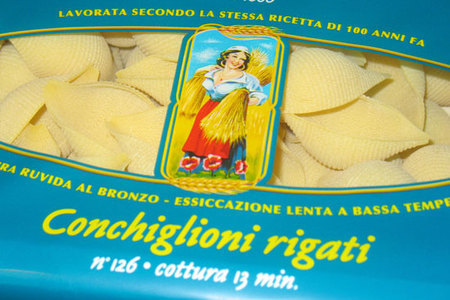 Conchiglione (ракушки) с начинкой из творожного сыра с томатным соусом,запечёные в духовке: шаг 2