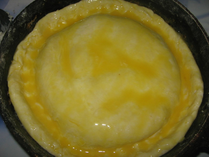 Пирог  с начинкой из плавленных сырков.