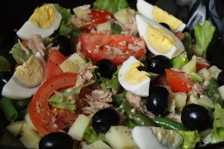 Салат с тунцом и  овощами.: шаг 5
