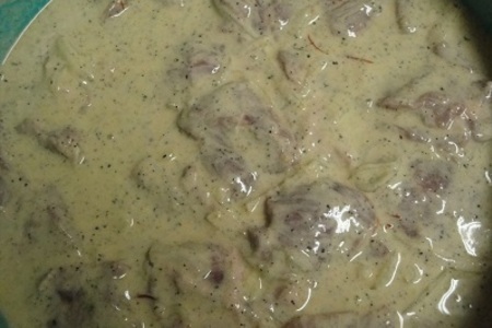 Шашлык в йогуртово-шафранновом маринаде: шаг 2