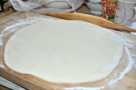 Рецепт теста для настоящей итальянской пиццы! и собственно сама пицца!: шаг 3