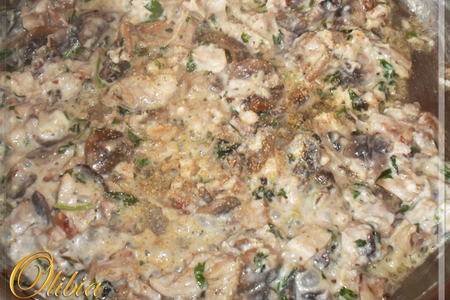 Блинчики с куркумой (с начинкой из курицы и грибов под сырным соусом): шаг 4