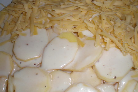 Свинина, запеченая  с тыквой и картофелем под соусом бешамель: шаг 8