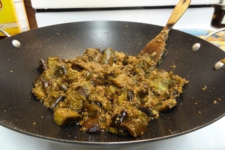 Жареные баклажаны с кунжутными семенами и соевым соусом: шаг 6