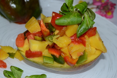 Салат с манго, перцем и грецкими орехами "тройная польза": шаг 3