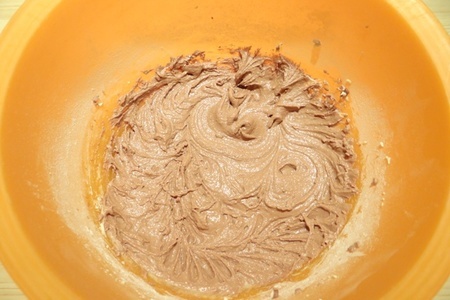 Шоколадно-ореховый пирог с "нутеллой" в мультиварке: шаг 3