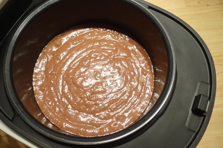 Шоколадно-ореховый пирог с "нутеллой" в мультиварке: шаг 9