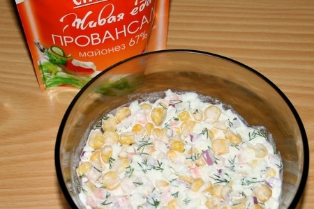 Салат с креветками в сырно-овощных тарталетках "калейдоскоп": шаг 8