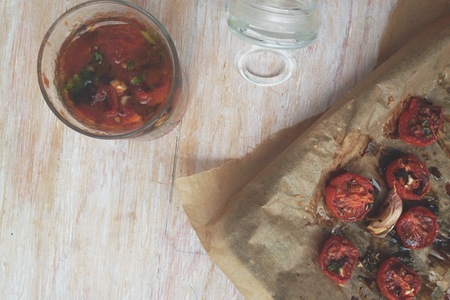 Penne rigate с соусом бернез, куриной грудкой, карамелизированным луком и вялеными томатами: шаг 3