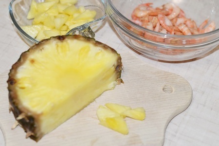Блины карри с креветками и ананасом.: шаг 3
