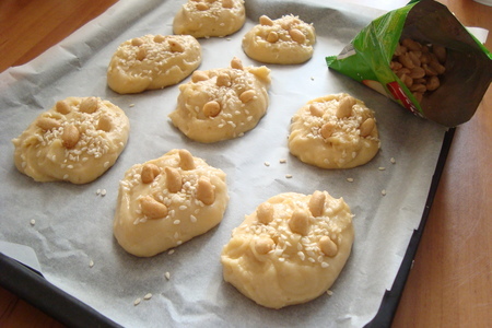 Творожное печенье с кунжутом и солёным арахисом: фото шаг 8
