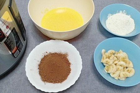 Брауни с бананами — рецепт вкусной выпечки в мультиварке: шаг 3