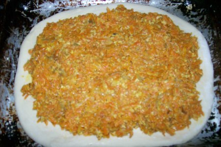 Пирог с морковью несладкий: шаг 4