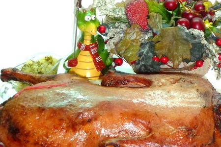 Фото к рецепту: Утка мятно-медовая с капустой. датская, рождественская ( готовимся к новому году)