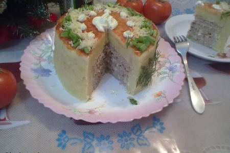 Фото к рецепту: Торт...мясной,в шубе "субботний ужин"для всей семьи)))