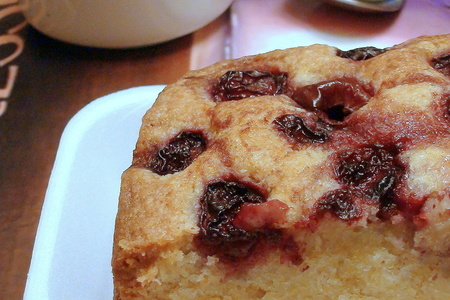 Марципаново-миндальный пирог с фруктами.. вовсе не масло масленое :) для милы.
