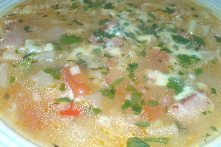 Фото к рецепту: Суп с с копчёным мясом,овощами и перловкой (почти   minestrone d`orzo)