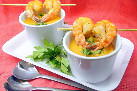 Картофельный суп-пюре с креветками