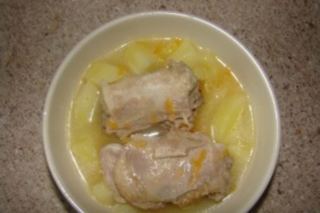 Фото к рецепту: Кролик тушеный с картофелем