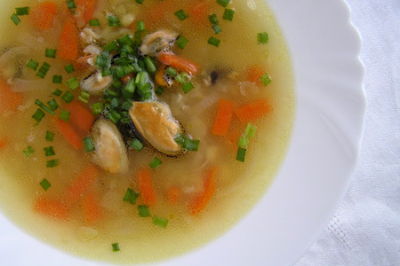 Гороховый суп с мидиями и сельдереем