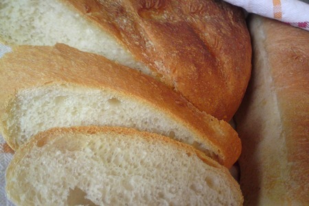 Фото к рецепту: Хлеб из разных видов муки - почти первый, дай бог, не последний