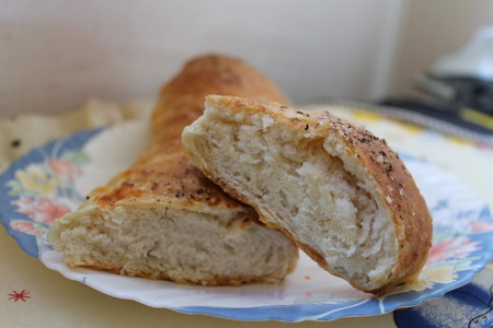 Фото к рецепту: Хлеб с сыром и итальянскими травами
