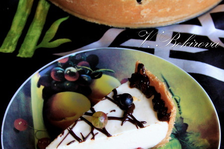 Фото к рецепту: Сливочно-кокосовый торт без выпечки