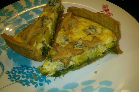 Фото к рецепту: Тыквенный пирог с сыром "дор блю"