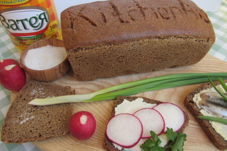 Фото к рецепту: Кислый ржаной хлеб