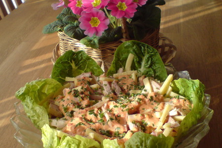 Чешский салат с курятиной и сыром