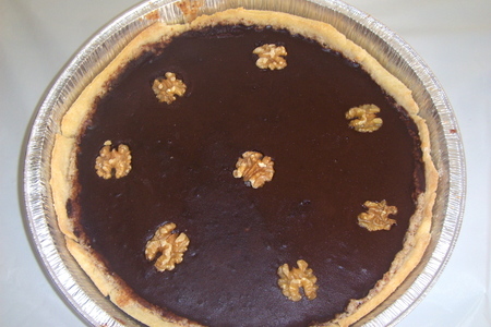 Фото к рецепту: Шоколадный торт с кардамоном