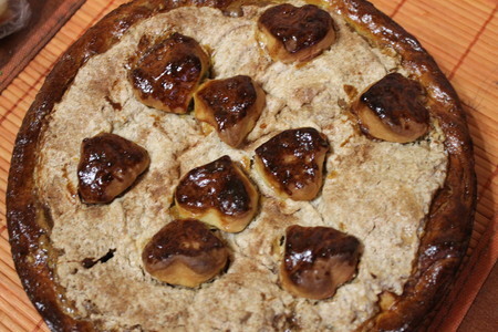 Сдобный пирог с грецкими орехами