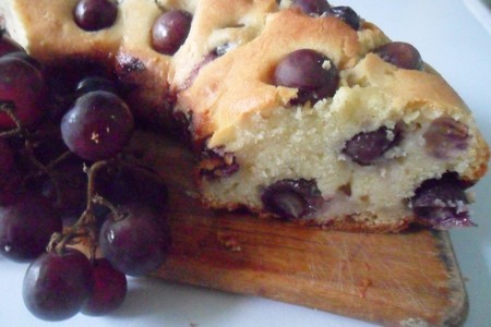 Фото к рецепту: Пирог с виноградом от джейми оливера