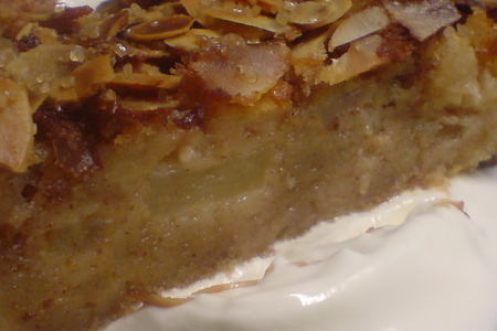 Фото к рецепту: Датский яблочный пирог  с корицей и сметаной//шарлотка по-датски