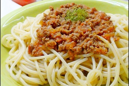 Фото к рецепту: Спагетти с соусом болоньезе. тест-драйв.
