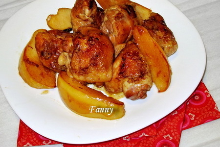 Фото к рецепту: Курица с айвой в сидре. тест-драйв