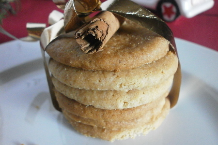 Фото к рецепту: Бельгийское коричное печенье " карамелизед"