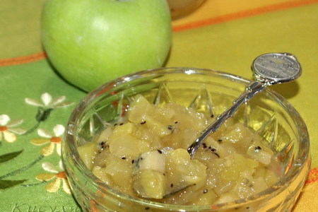Фото к рецепту: Конфитюр из яблок и киви. тест-драйв.